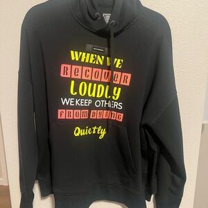 On Running Women's Run On Clouds Hoodie - Black